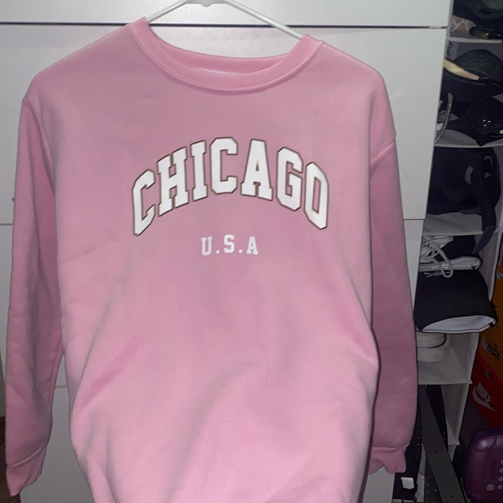 Pink Chicago sweatshirt